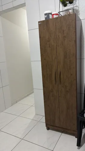 Armário multiuso