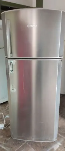 Geladeira Bosch frost free 403 l funcionando perfeitamente entrego