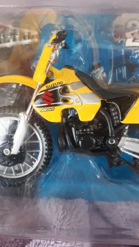 Miniaturas em motinhas