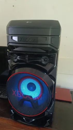 LG XBOOM 