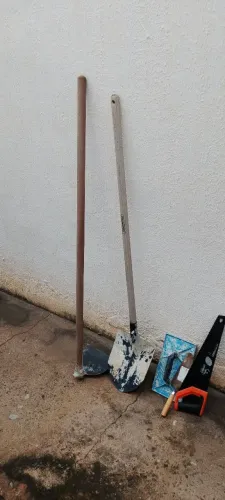 Pá e enxada