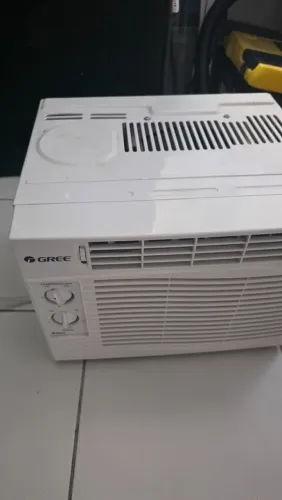 Ar-Condicionado de Janela Gree 7.000 BTUs - 220V - Classe A (Gelando Perfeitamente)
