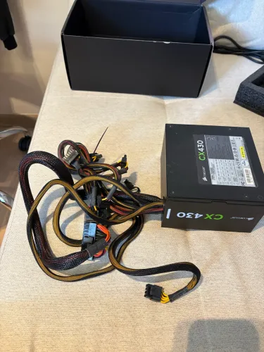 Fonte Corsair CX430