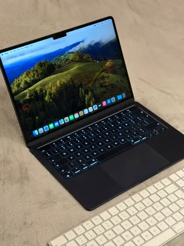 MacBook Air M3 2024 13,6? + Magic Keyboard Numérico | Impecável