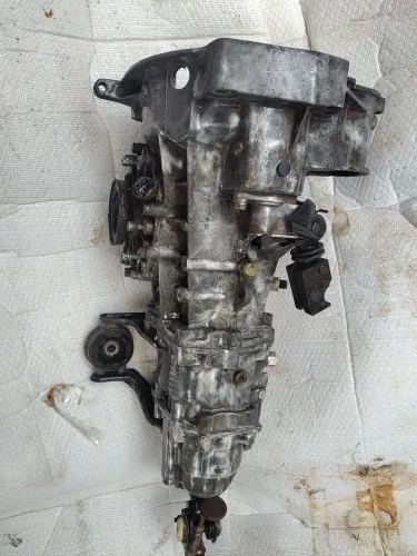 Câmbio gol Parati Saveiro 1.0 8 ou 16v AT/ DHOC/