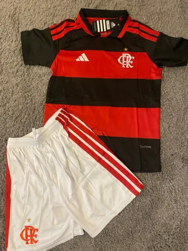 Conjunto infantil do Flamengo
