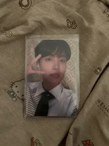 photocard oficial j-hope