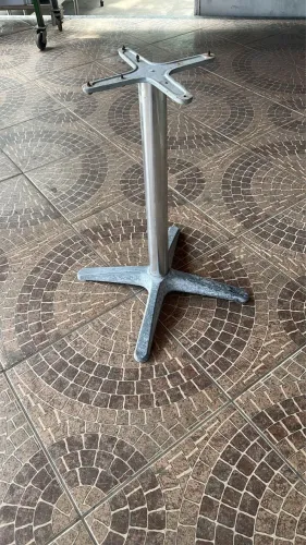 Base De Mesa Central Em Alumínio Para Bar E Restaurante 