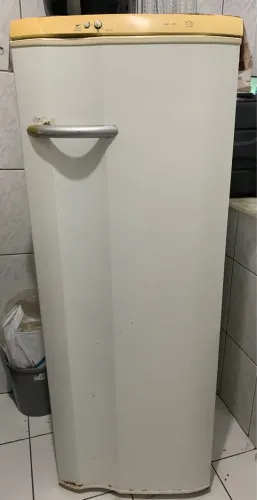 Geladeira eletrolux