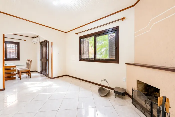 Casa Residencial/Sobrado para aluguel, 3 quartos, 2 suítes, 2 vagas, Sarandi - Porto Alegr