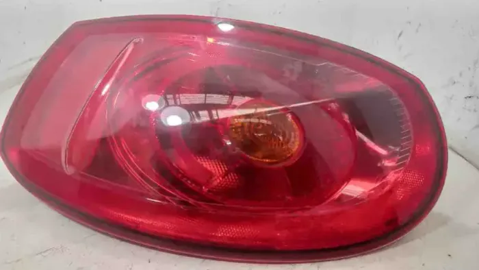 LANTERNA ESQUERDA FIAT BRAVO