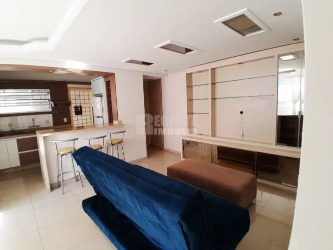Ótimo apartamento de 2 dormitórios mobiliado para locação no bairro Centro!