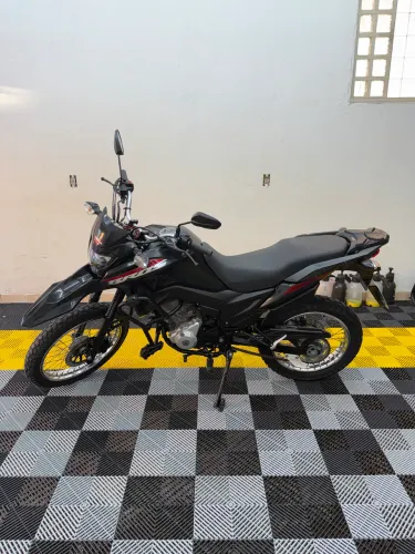 Bros 160