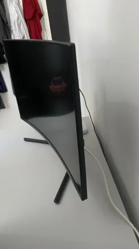 Monitor Pichau Athen Curvo 27''- IPS - 1MS - 165Hz