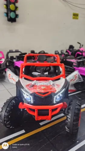 Carro elétrico infantil