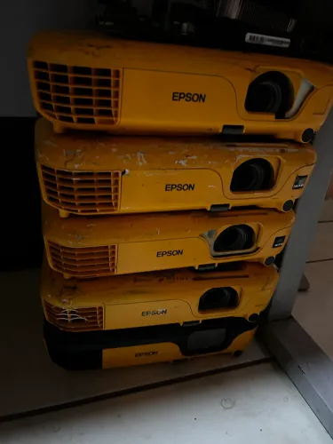 OPORTUNIDADE Projetor Epson Profissional