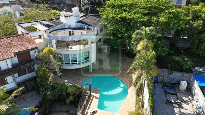 Casa em Condomínio para Venda em Niterói, São Francisco, 4 dormitórios, 2 suítes, 5 banhei