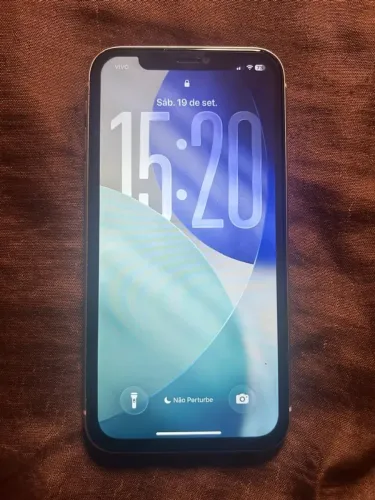 iPhone 11 padrão 64gb