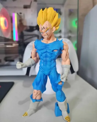 ACTION FIGURE VEGETA 20 CENTÍMETROS 