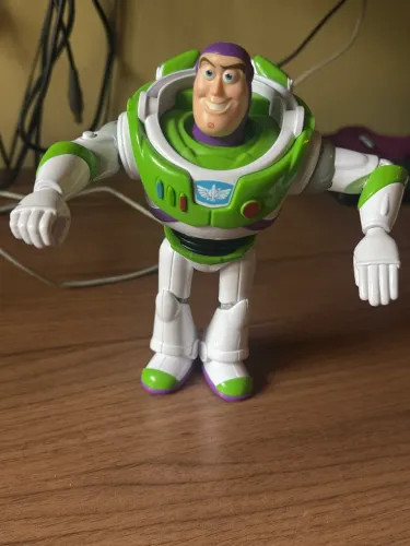 buzz lightyear