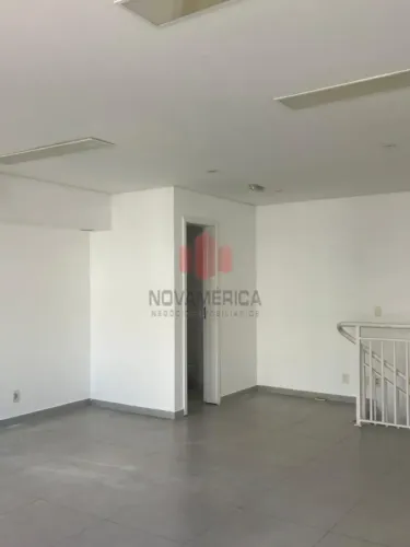 Imóvel para aluguel e venda possui 90 metros quadrados com 1 quarto