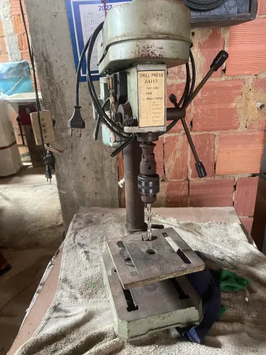 FURADEIRA DE MESA