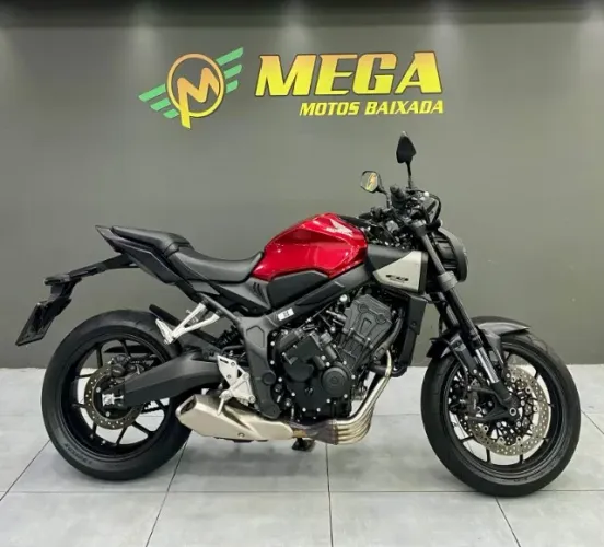 Honda CB 650R E-CLUTCH 2026