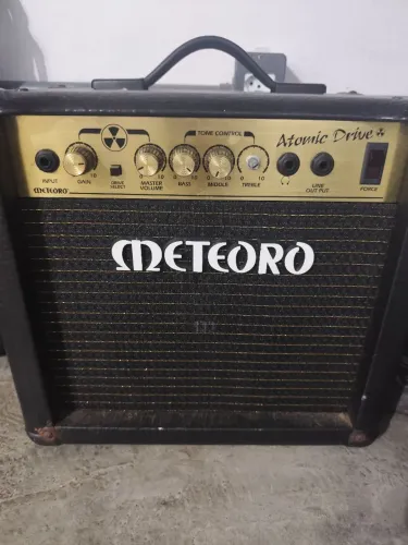 Caixa de som meteoro atomic drive