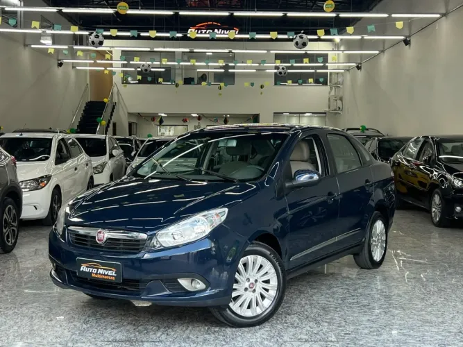 Fiat Grand Siena Essence 1.6 Flex 16V 2014