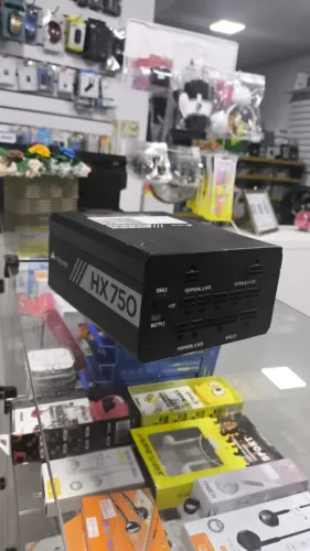 Fonte Corsair HX750 750W 80 Plus Platinum / Gold - Usada