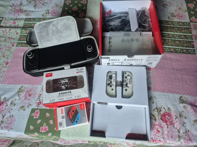 Nintendo Switch Oled Desbloqueado Novo + Controle Aolion + Acessórios