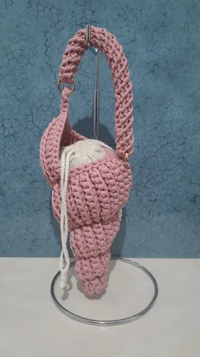 Bolsa concha caracol em crochê