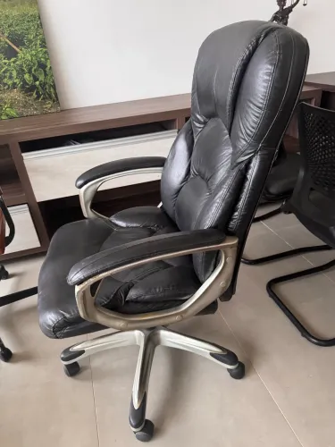 Cadeira Presidente - Ergonômica e confortável