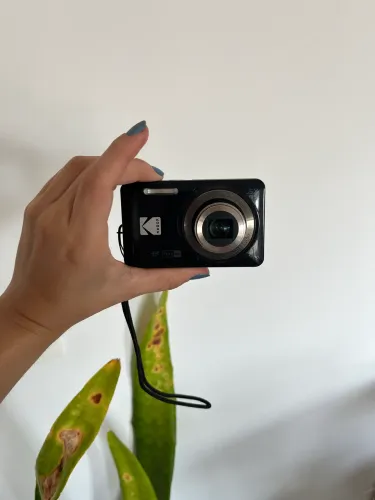 Câmera Kodak compacta 16 mp Pixpro fz55