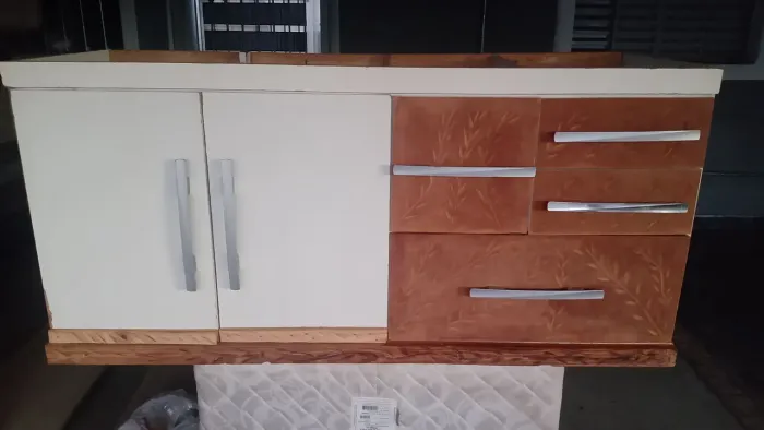 Gabinete de cozinha para pia de 1.50 com relevo