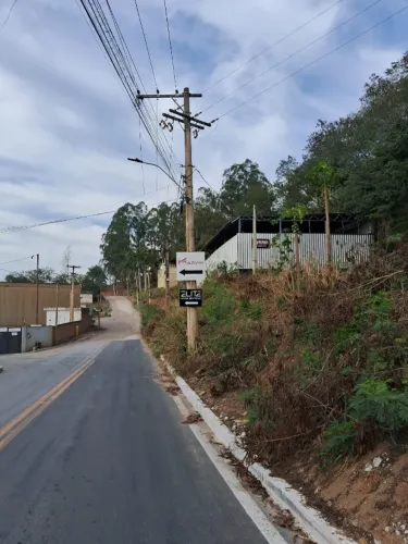 ALUGO GALPÃO EM SÃO JOAQUIM - CACH. ITAPEMIRIM-ES. NA BEIRA DO ASFALTO - *