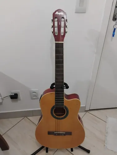 Violão Memphis Tagima
