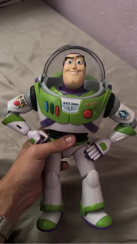 Buzz Signature collection