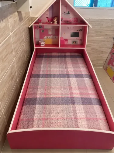 Cama infantil casinha