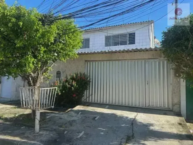 Vendo ótima casa com 3 quartos| 3 vagas| 200m²| em Cajueiro - Recife - PE
