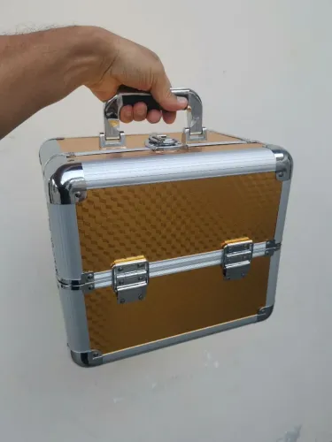 Maleta Maquiagem Alumínio Profissional Necessaire Viagem Cabelo Design de Unhas Maquiadora