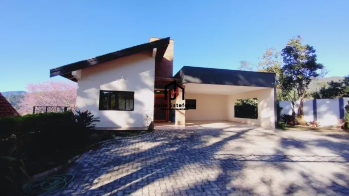 Casa com 2 suítes no bairro Cristal em Santo Antônio do Pinhal