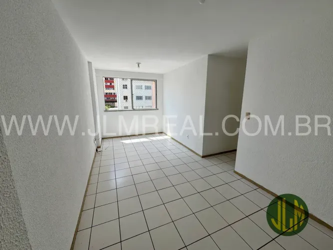 VENDO APARTAMENTO COM 60M², 3 QUARTOS, ELEVADOR NO BAIRRO JÓQUEI CLUBE - FORTALEZA - CE
