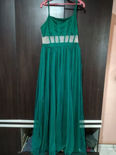 VESTIDO DE FESTA USADO APENAS UMA VEZ