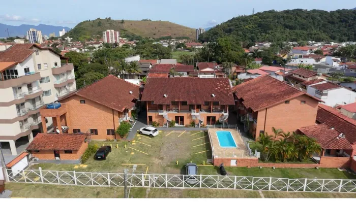 Apartamento Caragua condômino fechado 3 quadras Praia Martins de Sá