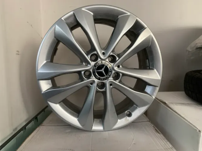 Rodas de Mercedes  C 180 /2022