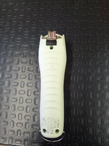 Máquina Tosa Kmc+ Cordless Wahl Sem Fio Bivolt