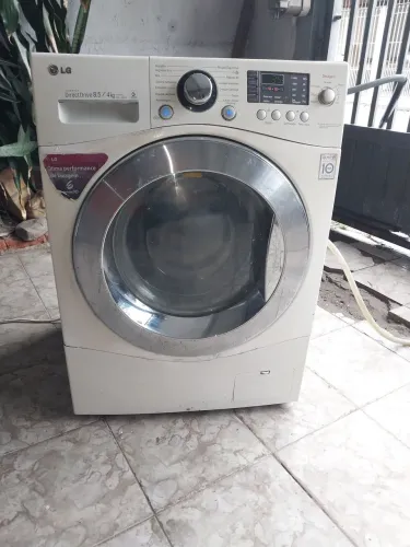 Lava e seca lg usada mas funcionando tudo valor 1.100