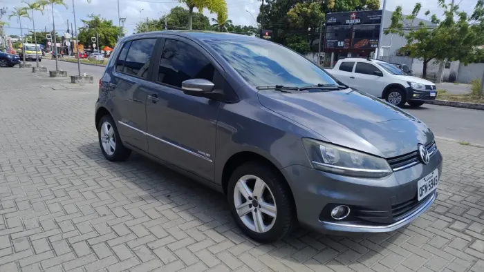 Volkswagen Fox Highline 1.6 Flex 16V 5P 2016