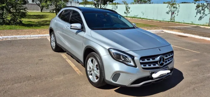 Mercedes-Benz GLA-200 GLA 200 Night 1.6. TB 16V Flex Aut. 2020